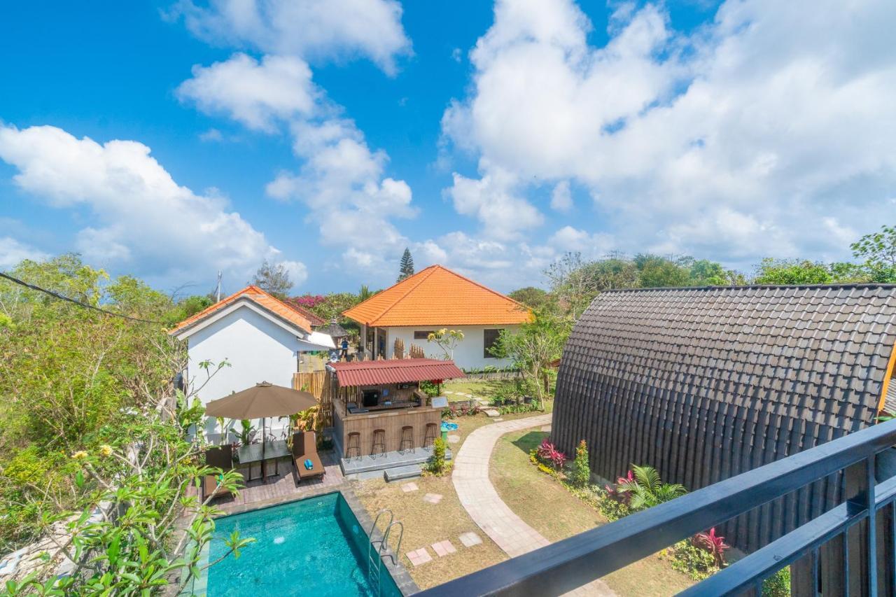 Wooden Puri Guesthouse Uluwatu Exteriör bild